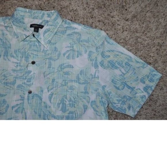 Mens Sport Shirt Van Heusen Small Blue Paisley Short Sleeve Button Up 1 Pocket - Picture 3 of 4